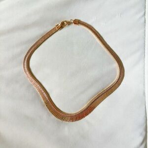 Vintage Gold Herringbone Elegant Gold-Tone Necklace